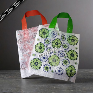 Z067 23x25cm 50 lembar KECIL tas kantong soft handle plastik ornamen souvenir