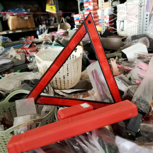 Z099 28cmx3sisi Segitiga pengaman reflektor merah Ori mata kucing