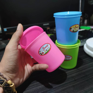 Z209 Kecil 7x8cm Gelas minum anak + tutup SNOOPI TANTOS Lentur anti pecah