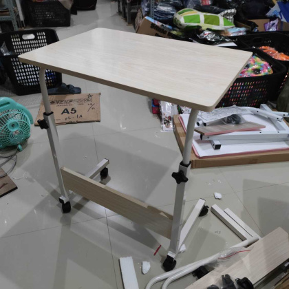 Z251 40cm x 60cm Meja import portabel roda rangka besi papan MDF