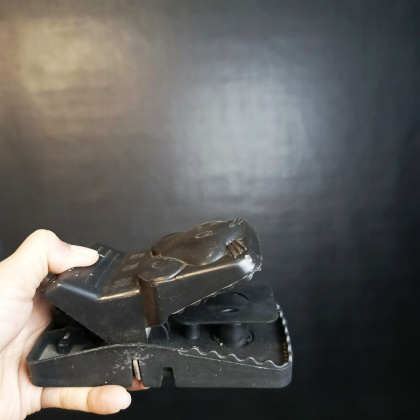 Z586 alat perangkap jebakan tangkap tikus model joni mouse trap