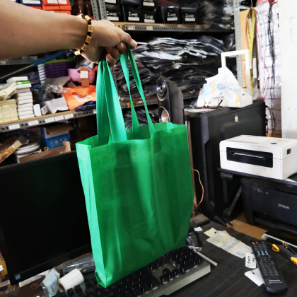 Z764 Tas Spunbond 75gsm Tote Goodie Bag Tali Handle tas kantong souvenir hadiah ultah kado tasyakuran