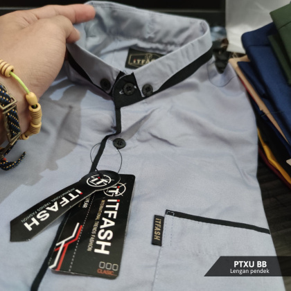 Z715 PTXU Hem polos pria lengan pendek