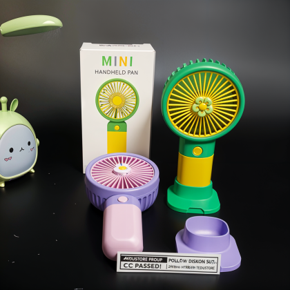 Z820 KIPAS PORTABLE HANDHELD FAN MINI KIPAS TANGAN ELEKTRIK USB + BATERAI TANAM + HOLDER TATAKAN