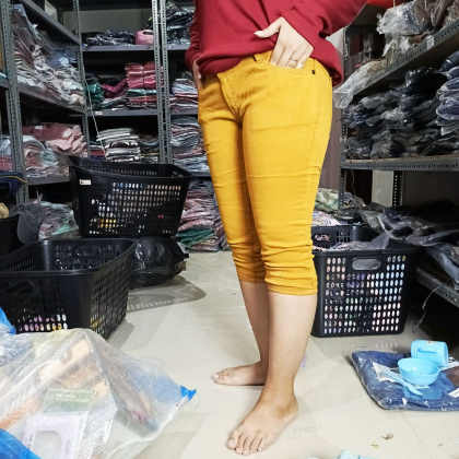 Z791 CELANA PENDEK 7/8 SOFT JEANS CELANA PENDEK WANITA KUNING KUNYIT