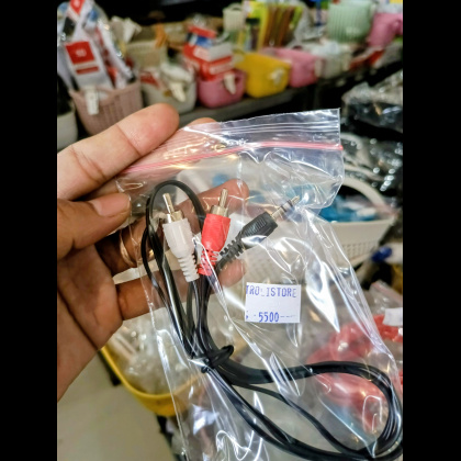 Y980 Kabel audio 2in1 jack 3.5mm kabel aux 2-1 merah putih hitam