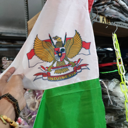 Z039 2.7M 8SAP HIJAU BENDERA UMBUL UMBUL MERAH PUTIH KUNING HIJAU GARUDA Bahan Polyster Satin Peles Kahatex Grade A Tebal