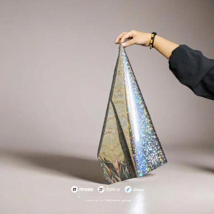 Z925 PLASTIK KADO 50X70CM HOLOGRAM BLINK WARNA WARNI PEMBUNGKUS PLASTIK KERTAS KADO SOUVENIR HADIAH ULTAH