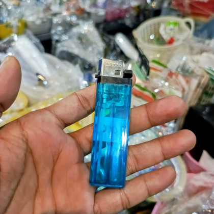 Y939 Korek api gas roda M2000 Mancis M 072