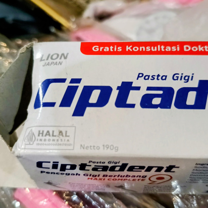 Y948 PASTA GIGI CIPTADENT 190G