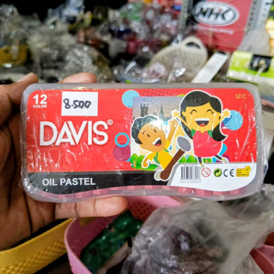 Y935 12C CRAYON DAVIS 12 WARNA DAVIS PENDEK OIL PASTEL