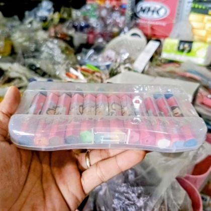 Y935 12C CRAYON DAVIS 12 WARNA DAVIS PENDEK OIL PASTEL