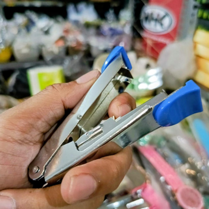 Y933 STAPLER DAVIS NO 10 DAVIS HD-10 ALAT STAPLESS METAL STAINLESS