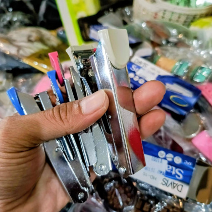 Y933 STAPLER DAVIS NO 10 DAVIS HD-10 ALAT STAPLESS METAL STAINLESS