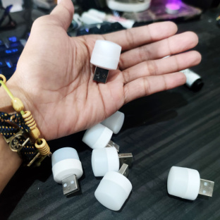 Z147 Lampu bohlam MINI LED USB silinder tabung colok powerbank charger