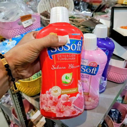 Y929 Detergen Cair Sosoft 700Ml Detergen Tumbuhan