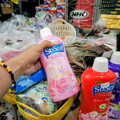 Y929 Detergen Cair Sosoft 700Ml Detergen Tumbuhan