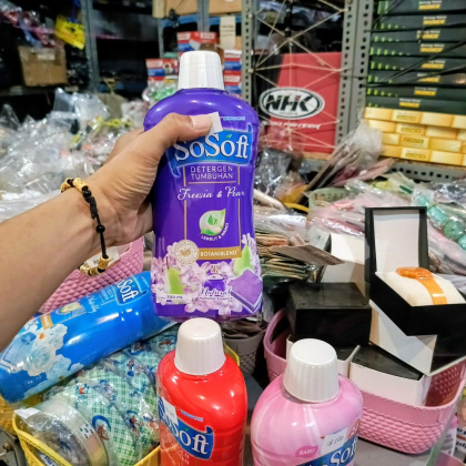 Y929 Detergen Cair Sosoft 700Ml Detergen Tumbuhan